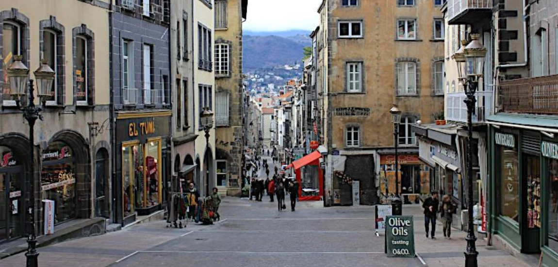 Clermont-Ferrand Travel Guide