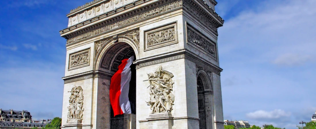 The Ultimate Paris Travel Guide